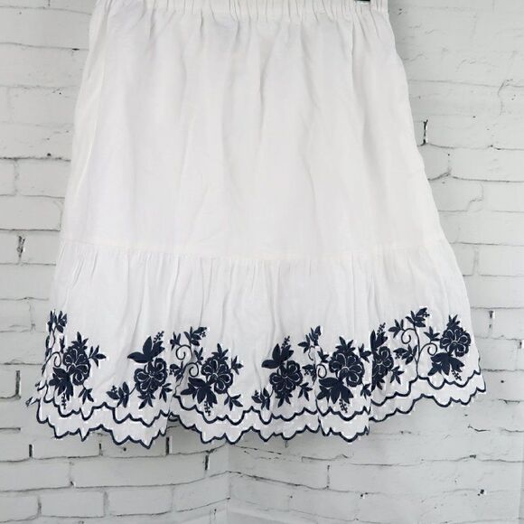 J CREW WHITE LINEN COTTON BLEND SKIRT WITH BLUE FLORAL EMBROIDERY DETAIL SIZE XS - Picture 10 of 10